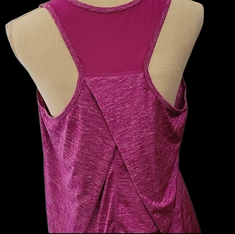 Aeuui Women's Racerback Workout Tank - Picture 3 of 4